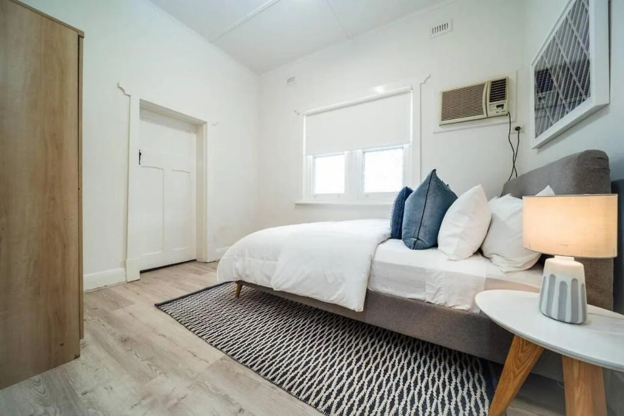 Seas The Day On Durham Apartment Glenelg