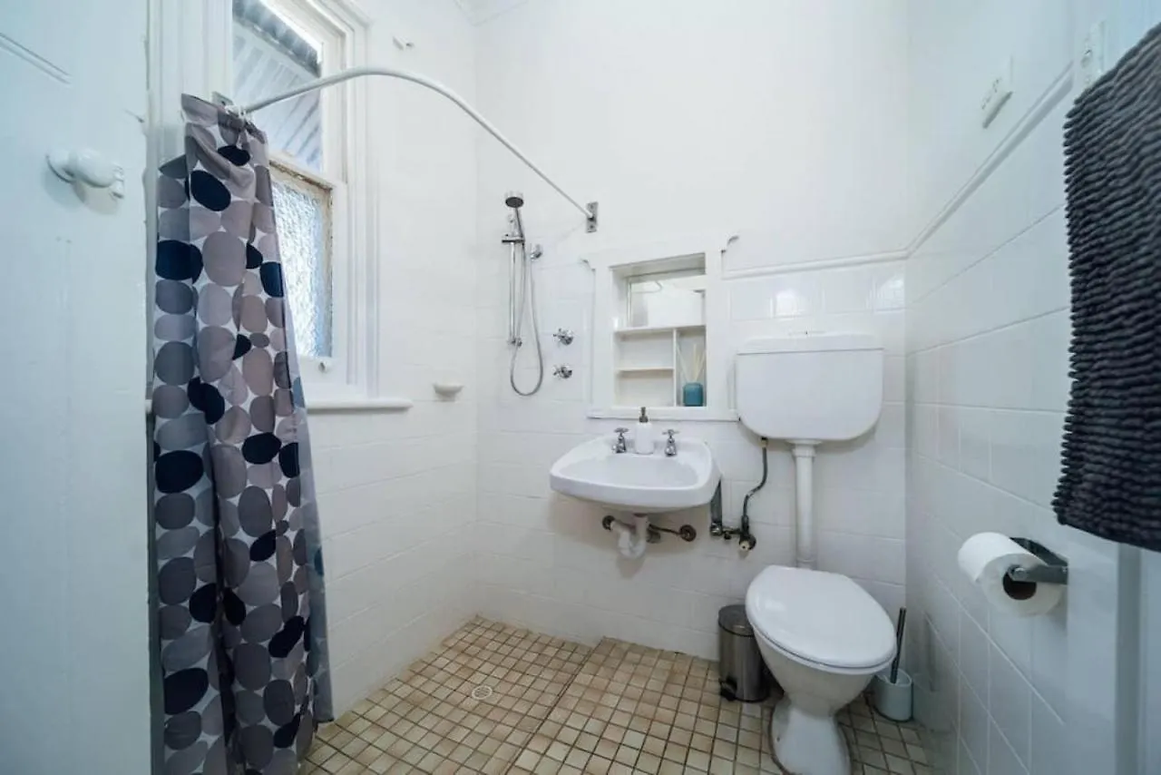 Seas The Day On Durham Apartment Glenelg