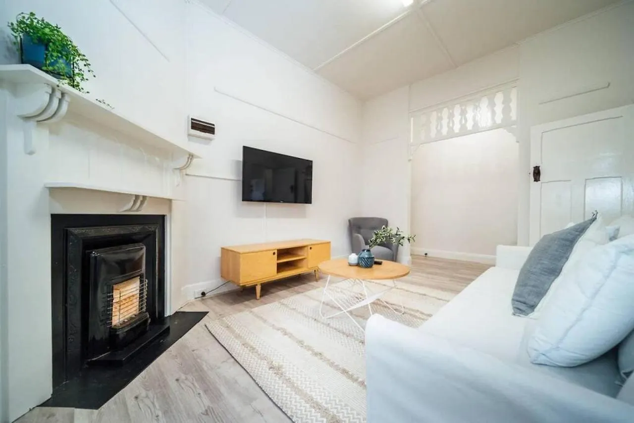 Seas The Day On Durham Apartment Glenelg
